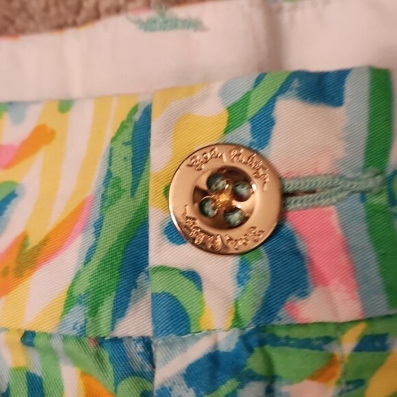 Lilly Pulitzer "It's Always Summer Somewhere" 5" Callahan Shorts Size 2 - Picture 2 of 9